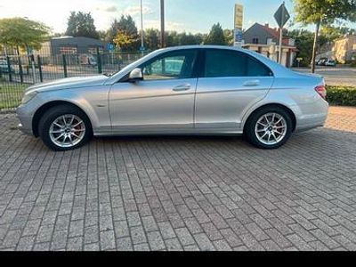 Mercedes C280