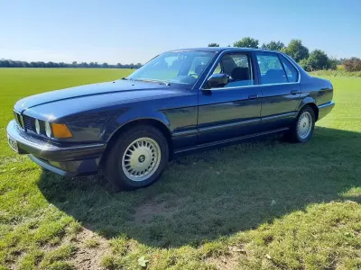 Gebraucht BMW 735 211 PS (155 kW) 1987 Blau Limousine