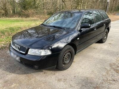 Gebraucht Audi A4 S-Line 115 PS (84 kW) 2000 Schwarz Kombi