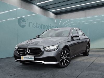 Grau Gebraucht 2021 Mercedes E200 Avantgarde Limousine | 51.500 €