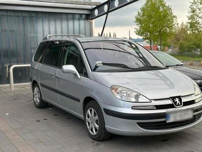 Peugeot 807