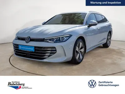 Gebraucht VW Passat Elegance 150 PS (110 kW) 2025 Weiß Kombi