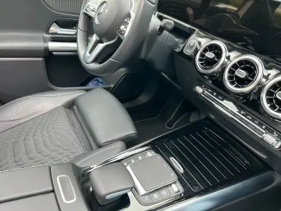 Gebraucht Mercedes GLA250 Progressive 218 PS (160 kW) 2022 Weiß SUV
