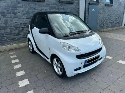 Gebraucht Smart ForTwo Coupé 71 PS (52 kW) 2011 Weiß Coupé