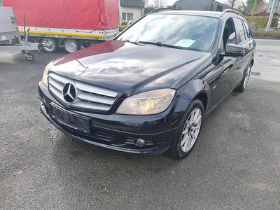 Usata Mercedes C220 170 CV (125 kW) 2009 Nero Station wagon
