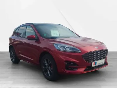 Gebraucht Ford Kuga ST-Line X 152 PS (111 kW) 2022 Lucidrot metallic (metallic) SUV