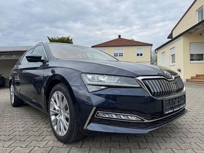 Gebraucht Skoda Superb Style 218 PS (160 kW) 2021 Blau Kombi