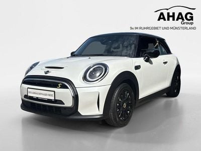 Gebraucht Mini Cooper SE 135 kW (184 PS) 2023 Weiß Kleinwagen