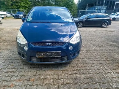 Używany Ford S-MAX S 145 KM (106 kW) 2008 Niebieski Minivan