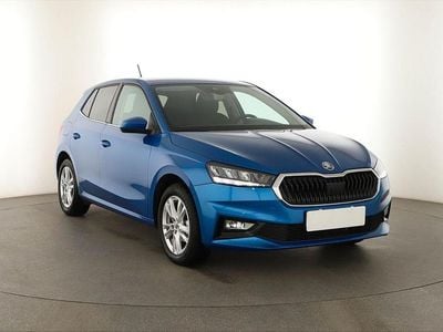 Blau Gebraucht 2024 Skoda Fabia Selection Limousine | 17.800 € (Fairer Preis)