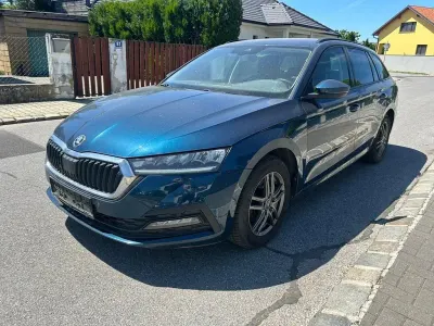 Gebraucht Skoda Octavia Ambition 150 PS (110 kW) 2022 Blau Kombi