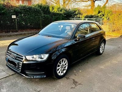 Gebraucht Audi A3 Attraction 105 PS (77 kW) 2013 Schwarz Limousine