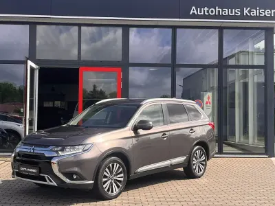 Gebraucht Mitsubishi Outlander Active 150 PS (110 kW) 2019 Braun SUV