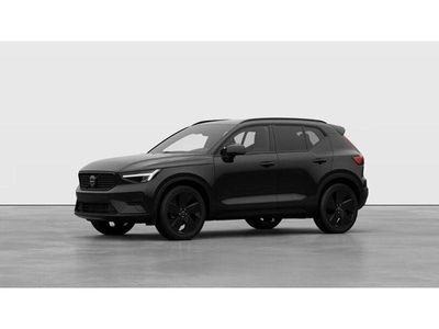 Neu Volvo XC40 Plus 163 PS (119 kW) 2026 Schwarz SUV