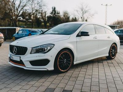 Gebraucht Mercedes CLA220 Shooting Brake 177 PS (130 kW) 2015 Weiß Kombi