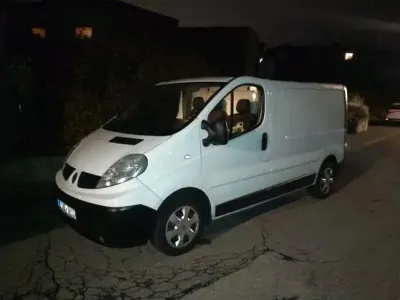 Gebraucht Renault Trafic 90 PS (66 kW) 2013 Weiß Van / Kleinbus