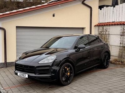 Gebraucht Porsche Cayenne Turbo Sport 549 PS (403 kW) 2020 Schwarz SUV