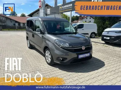 Gebraucht Fiat Doblò 120 PS (88 kW) 2022 Quarz grau metallic Van / Kleinbus