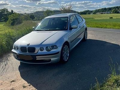 BMW 318 Compact