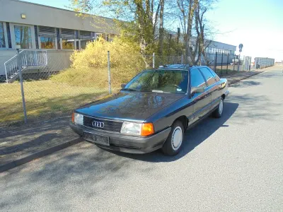 Gebraucht Audi 100 133 PS (97 kW) 1991 Blau Limousine