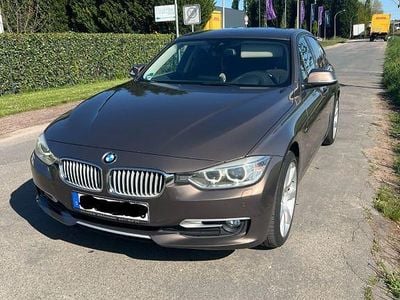 Second-hand BMW 320 184 CP (135 kW) 2013 Maro Berlinǎ