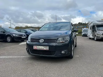 Gebraucht VW Touran Cup 140 PS (102 kW) 2015 Grau Van / Kleinbus