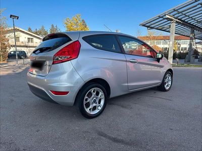 Usata Ford Fiesta 60 CV (44 kW) 2009 Grigio Utilitaria