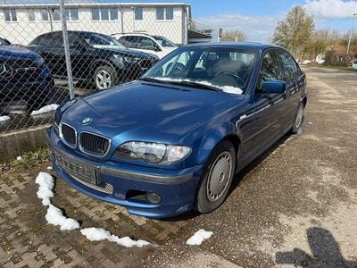 Gebraucht BMW 318 M Sport 143 PS (105 kW) 2003 Blau Limousine
