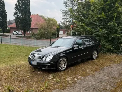 Gebraucht Mercedes E320 224 PS (164 kW) 2005 Schwarz Kombi