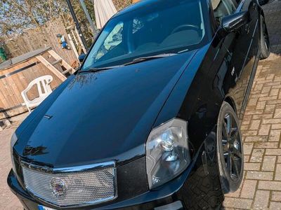 Schwarz Gebraucht 2005 Cadillac CTS Limousine | 13.200 €
