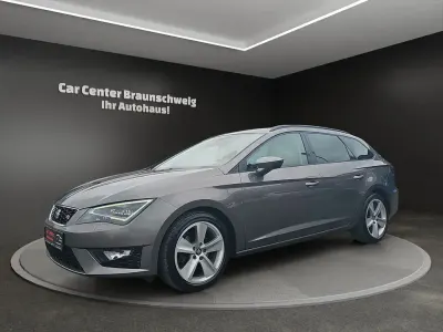 Używany Seat Leon FR Sport 150 KM (110 kW) 2016 Szary Sedan/Limuzyna