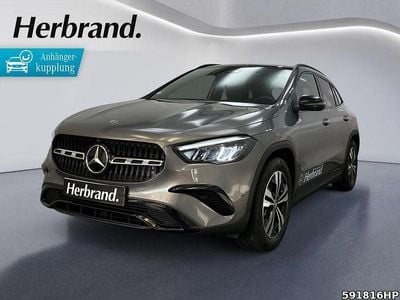 Mercedes GLA220