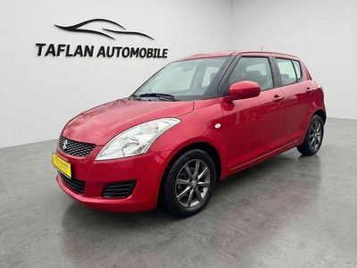 Gebraucht Suzuki Swift Club 94 PS (69 kW) 2010 Rot Kleinwagen