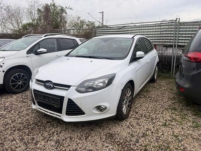 Gebraucht Ford Focus Titanium 163 PS (119 kW) 2011 Weiß Limousine