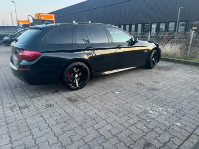 Gebraucht BMW 530 258 PS (189 kW) 2014 Schwarz Kombi