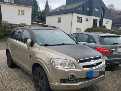 Gebraucht Chevrolet Captiva 150 PS (110 kW) 2008 Gold SUV