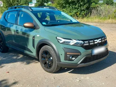 Gebraucht Dacia Sandero Extreme 91 PS (66 kW) 2025 Grün Limousine