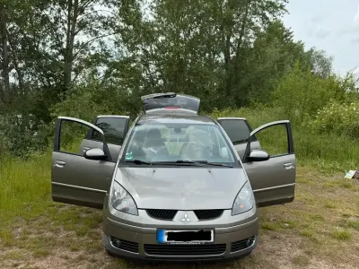 Gebraucht Mitsubishi Colt 95 PS (69 kW) 2008 Braun Kleinwagen