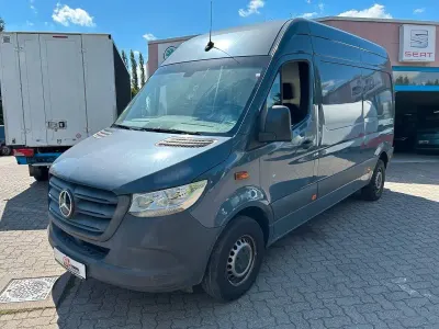 Gebraucht Mercedes E-Sprinter 85 kW (116 PS) 2020 Grau Van