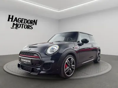 Gebraucht Mini John Cooper Works 231 PS (169 kW) 2022 Schwarz Kleinwagen