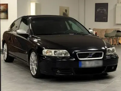 Usata Volvo S60 390 CV (286 kW) 2004 Nero Berlina