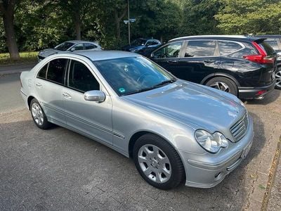 Mercedes C180