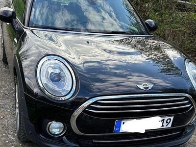 Second-hand Mini Cooper Clubman 136 CP (100 kW) 2017 Negru Break