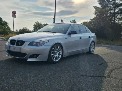 Gebraucht BMW 530 Performance 231 PS (169 kW) 2006 Silber Limousine