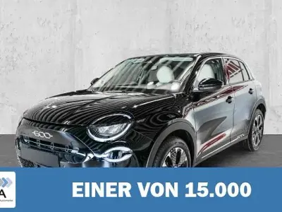 Nouă Fiat 600 La Prima 145 CP (106 kW) 2026 Negru SUV