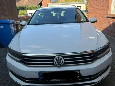 Gebraucht VW Passat Comfortline 150 PS (110 kW) 2015 Weiß Kombi