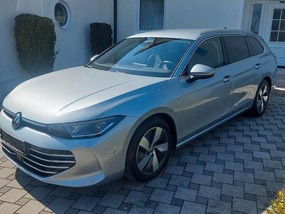 Usata VW Passat Elegance 150 CV (110 kW) 2024 Argento Station wagon