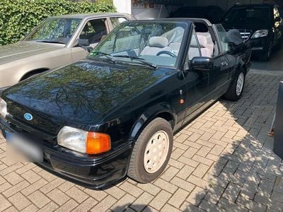 Gebraucht Ford Escort Cabriolet 73 PS (53 kW) 1990 Schwarz Cabrio