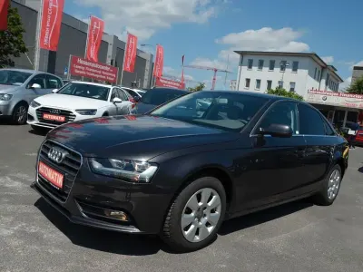Gebraucht Audi A4 Ambiente 170 PS (125 kW) 2012 Grau Limousine