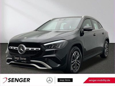 Gebraucht Mercedes GLA200 163 PS (119 kW) 2023 Schwarz SUV